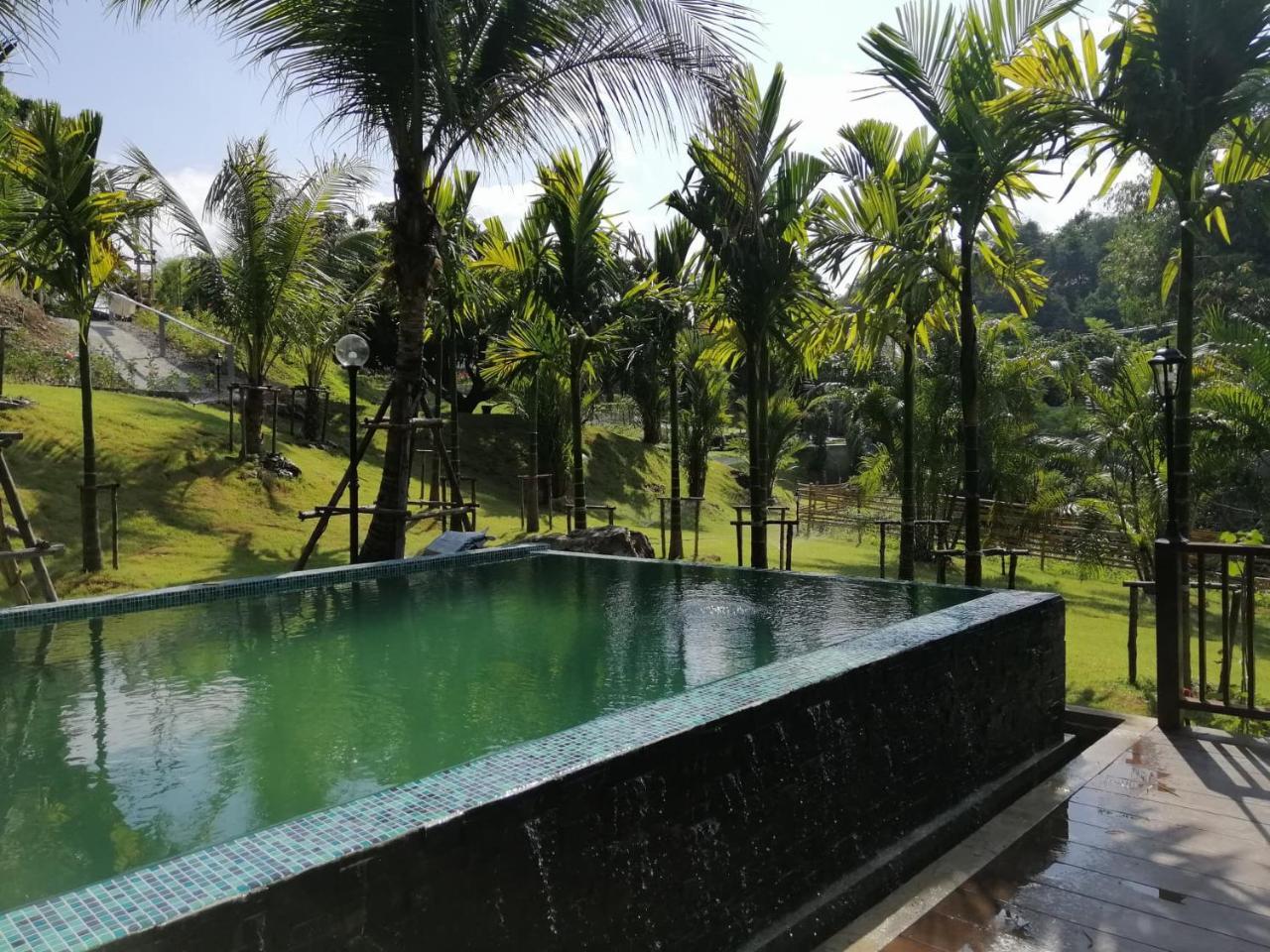 Thanburi Resort Чомтонг Екстер'єр фото