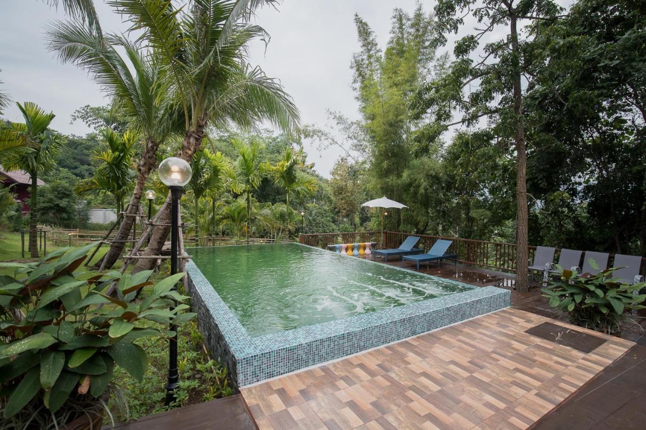 Thanburi Resort Чомтонг Екстер'єр фото